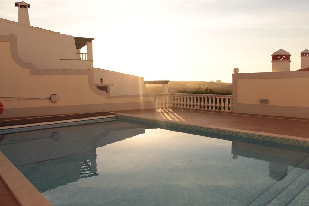 Maravilhoso T2 Vila Da Praia Amoreira  Ngoại thất bức ảnh