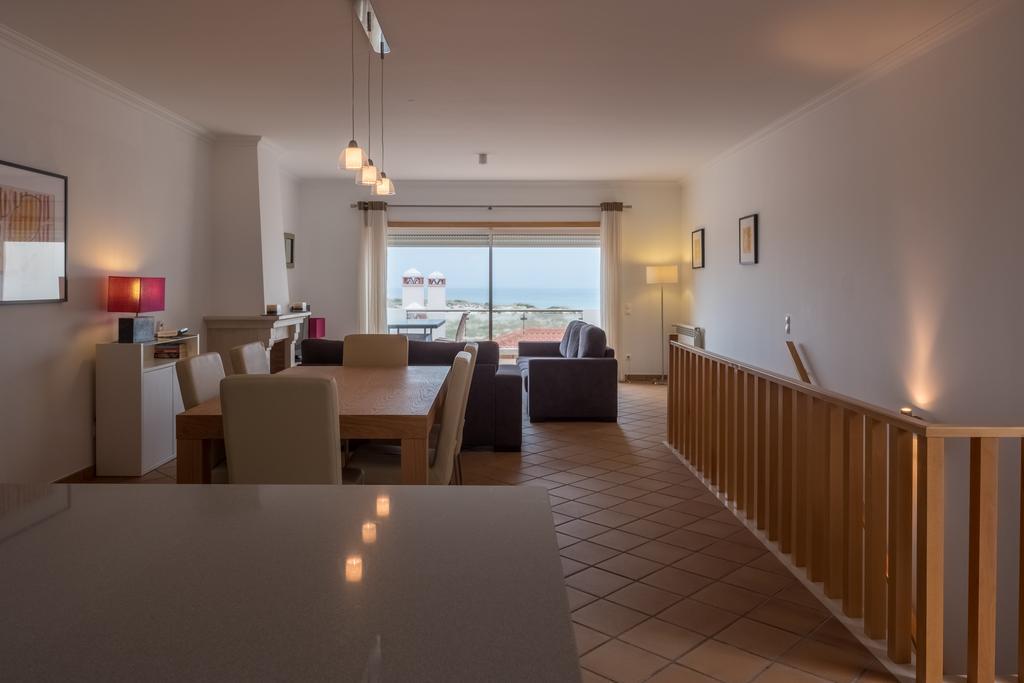 Maravilhoso T2 Vila Da Praia Amoreira  Ngoại thất bức ảnh