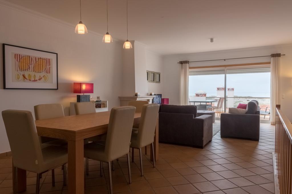 Maravilhoso T2 Vila Da Praia Amoreira  Ngoại thất bức ảnh